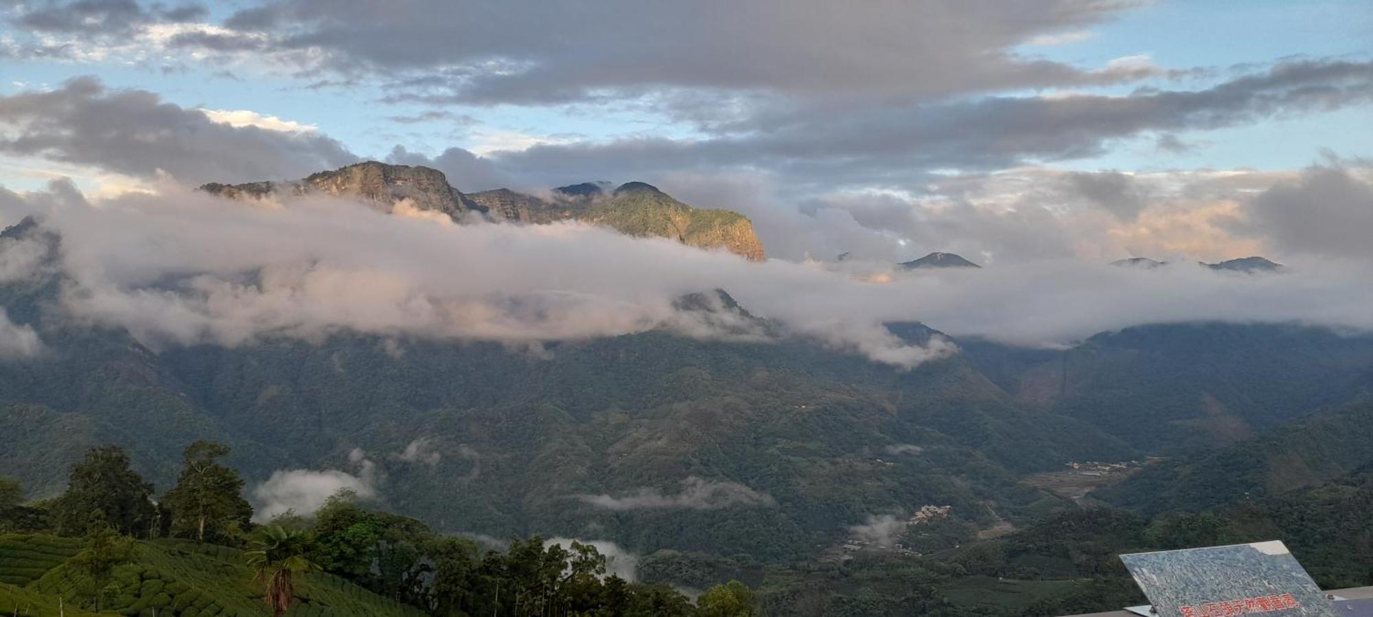 Alishan Shanyunhua B&B Homestay Meishan Luaran gambar